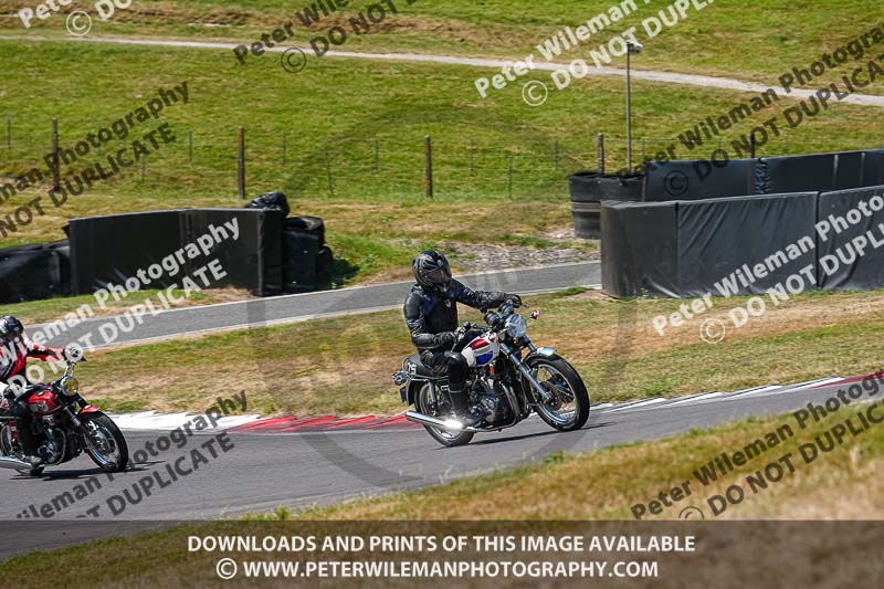 cadwell park;cadwell park photographs;cadwell trackday photographs;enduro digital images;event digital images;eventdigitalimages;peter wileman photography;racing digital images;trackday digital images;trackday photos